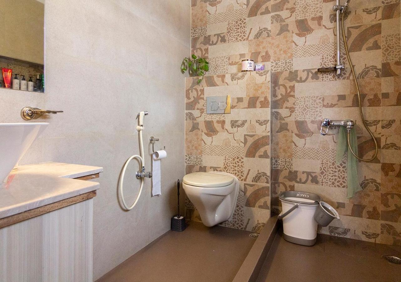 Neelam Bed & Breakfast Калькутта Экстерьер фото