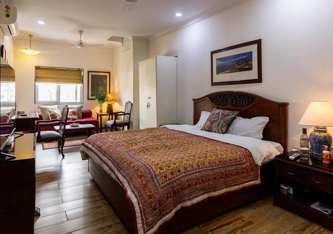 Neelam Bed & Breakfast Калькутта Экстерьер фото