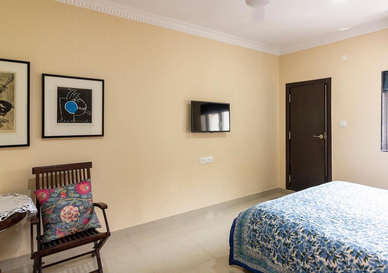 Neelam Bed & Breakfast Калькутта Экстерьер фото
